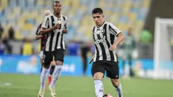 Botafogo tem que vencer clássico em meio a final da Recopa Sul-Americana.