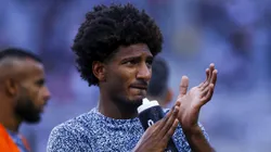 Talles Magno busca titularidade no Corinthians.