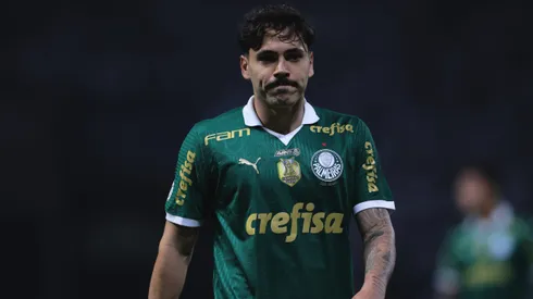 Maurício sofre luxação no ombro direito e desfalcará o Palmeiras por até seis meses. Foto: Ettore Chiereguini/AGIF