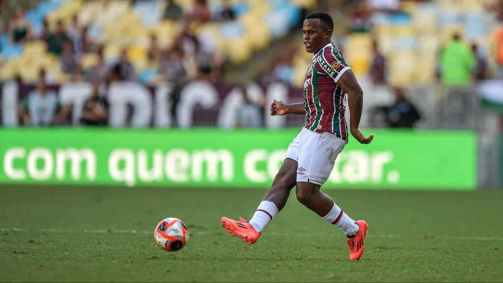 Arias pelo Fluminense. Foto: Thiago Ribeiro/AGIF