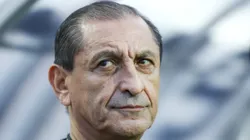 Ramón Diáz, técnico do Corinthians, durante partida contra o Portuguesa no Pacaembu pelo Campeonato Paulista 2025. Foto: Marco Miatelo / AGIF