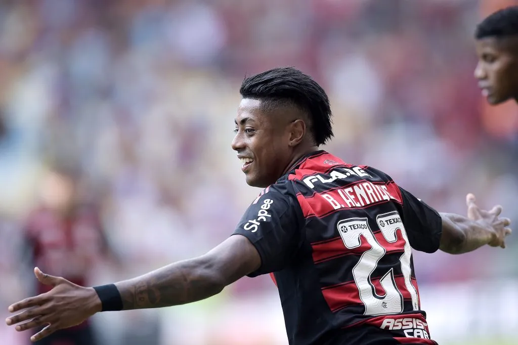 Bruno Henrique, do Flamengo, durante partida contra o Fluminense no Maracanã pelo Campeonato Carioca 2025. Foto: Alexandre Loureiro / AGIF