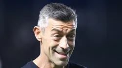 Pedro Caixinha durante jogo do Peixe contra o Água Santa.