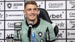 Léo Linck foi apresentado - Foto: Vítor Silva/Botafogo.