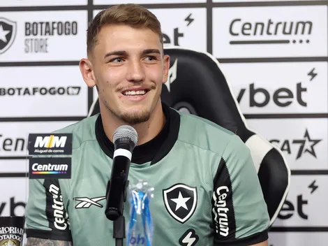 Léo Linck cita Gatito Fernández em coletiva no Botafogo