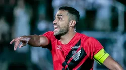 Atlético-MG confirmou a saída de Kardec em 2024.