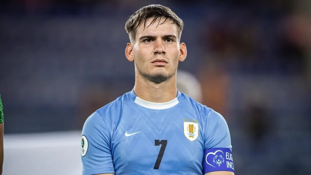Joaquín Lavega pela seleção do Uruguai. Reprodução Instagram.
