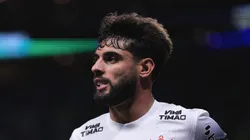 Yuri Alberto comemora gol na partida contra o Palmeiras.