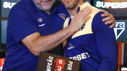 SP - SAO PAULO - 22/04/2024 - SAO PAULO, APRESENTACAO TECNICO LUIS ZUBELDIA - Julio Casares (e) presidente do Sao Paulo e Luis Zubeldia apresentado como novo tecnico do Sao Paulo. Foto: Marcello Zambrana/AGIF