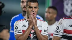 GO - GOIANIA - 18/10/2023 - BRASILEIRO A 2023, GOIAS X SAO PAULO - Alisson jogador do Sao Paulo durante partida contra o Goias no estadio Serrinha pelo campeonato Brasileiro A 2023. Foto: Isabela Azine/AGIF