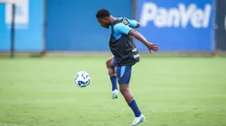 Francis Amuzu, novo atacante do Grêmio é cotado para começar jogando contra o São Raimundo e anima torcida