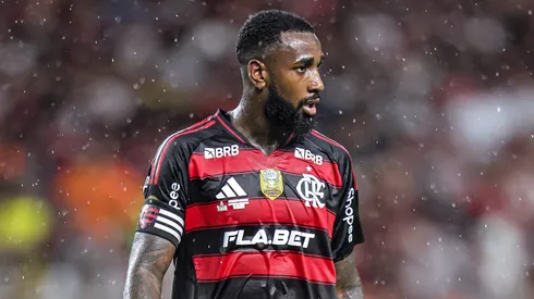 Gerson foi um dos jogadores que demonstrou ser contrário a gramados sintéticos. Foto: Fernando Torres/AGIF