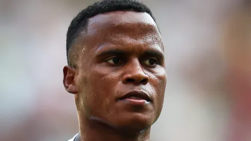 Arias em ação no Fla-Flu.