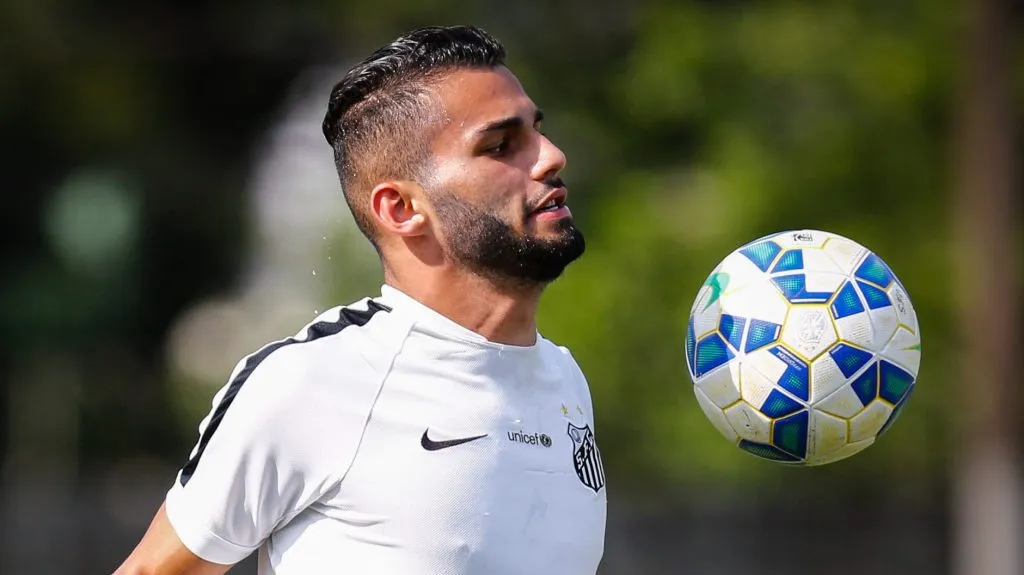 Thiago Maia será novidade no Santos - Foto: Ricardo Saibun/AGIF.