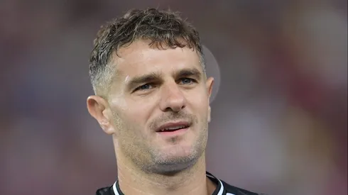 Vegetti, titular do Vasco