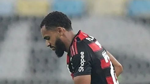 Centroavante Juninho está no grupo dos relacionados do Fla contra o Vasco - Foto: Thiago Ribeiro/AGIF