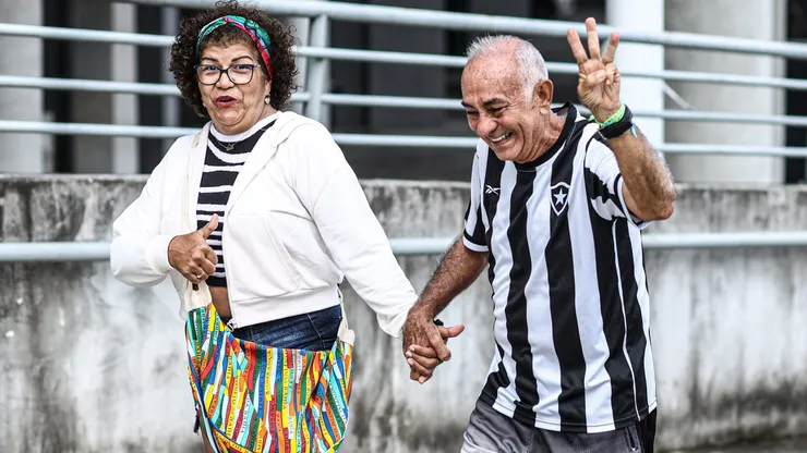 Torcida do Botafogo durante partida contra Flamengo no Mangueirão pela Supercopa 2025. Foto: Marcos Junior / AGIF