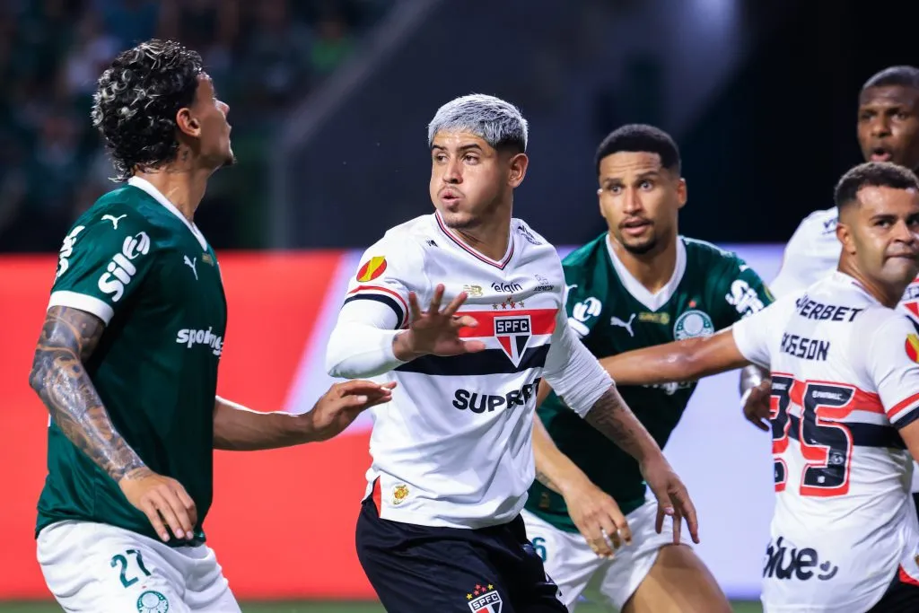 SP – SAO PAULO – 16/02/2025 – PAULISTA 2025, PALMEIRAS X SAO PAULO – Franco jogador do Sao Paulo durante partida contra o Palmeiras no estadio Arena Allianz Parque pelo campeonato Paulista 2025. Foto: Marcello Zambrana/AGIF