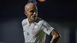 Fábio Santos atuando no Corinthians - Foto: Thiago Ribeiro/AGIF