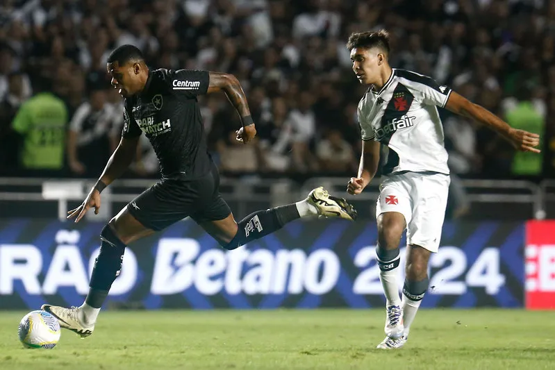 Na última vez que Vasco e Botafogo se enfrentaram em São Januário, empate em 1 a 1. Foto: Vitor Silva/Botafogo