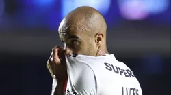 SP - SAO PAULO - 19/02/2025 - PAULISTA 2025, SAO PAULO X PONTE PRETA - Lucas Moura jogador do Sao Paulo durante partida contra o Ponte Preta no estadio Morumbi pelo campeonato Paulista 2025.
