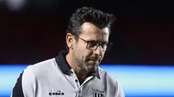 Alberto Valentim durante partida contra o Tricolor.