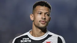 João Victor, defensor do Vasco