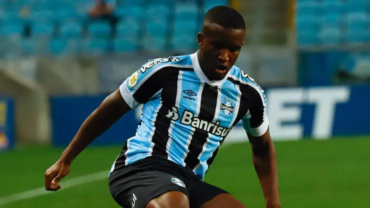 Atacante estava na MLS - Foto: Maxi Franzoi/AGIF.