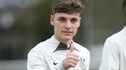 Breno Bidon pode sair em breve do Corinthians.