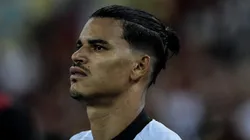 Danilo Barbosa, jogador do Botafogo durante partida contra o Flamengo no estadio Maracana pelo campeonato Carioca 2024. Foto: Thiago Ribeiro/AGIF