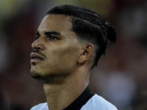 Danilo Barbosa é criticado por torcedores após derrota contra o Racing