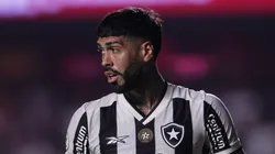 Barboza, do Botafogo, é desejado no mercado - Foto: Ettore Chiereguini/AGIF.