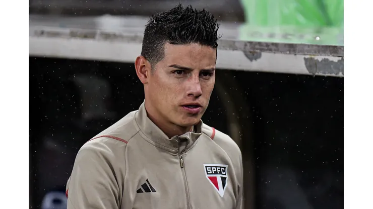 RJ - RIO DE JANEIRO - 13/08/2023 - BRASILEIRO A 2023, FLAMENGO X SAO PAULO - James Rodriguez jogador do Sao Paulo durante partida contra o Flamengo no estadio Maracana pelo campeonato Brasileiro A 2023. Foto: Thiago Ribeiro/AGIF