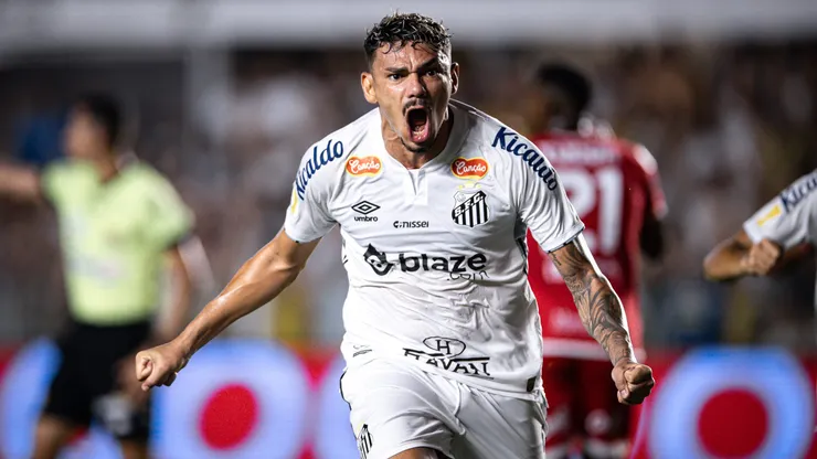 Tiquinho Soares jogador do Santos durante partida contra o Noroeste no estádio Vila Belmiro pelo campeonato Paulista 2025.