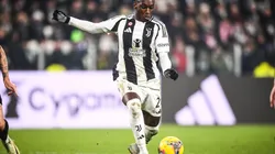 Randal Kolo Moani busca finalização em partida entre Juventus e Inter de Milão. Foto: ZUMA Press, Inc. / Alamy Stock Photo