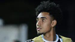 Du Queiroz, ex-Grêmio durante partida contra o Operário no Germano Kruger pela Copa Do Brasil 2024. Foto: João Vitor Rezende Borba / AGIF