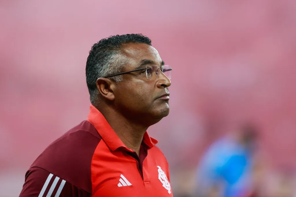 RS – PORTO ALEGRE – 30/10/2024 – BRASILEIRO A 2024, INTERNACIONAL X FLAMENGO – Roger Machado tecnico do Internacional durante partida contra o Flamengo no estadio Beira-Rio pelo campeonato Brasileiro A 2024. Foto: Luiz Erbes/AGIF