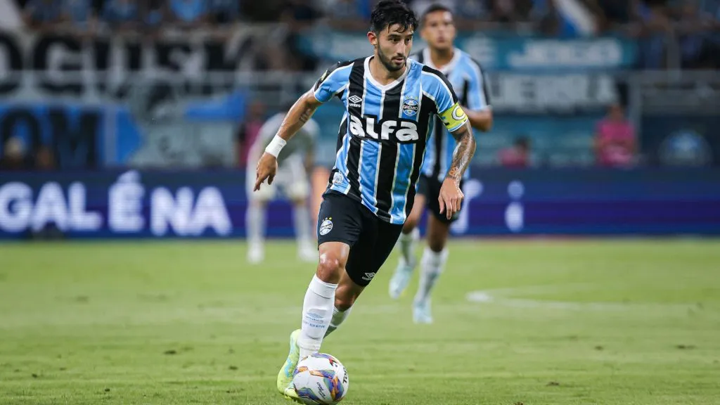 Villasanti durante partida. Foto: Maxi Franzoi/AGIF