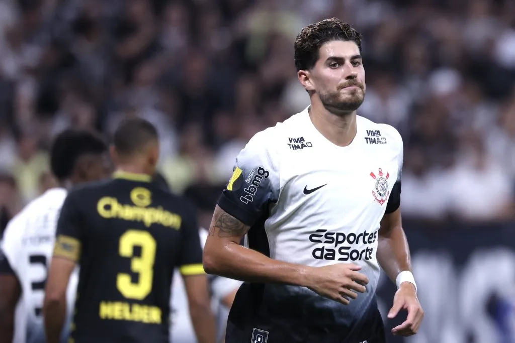 SP – SAO PAULO – 09/02/2025 – PAULISTA 2025, CORINTHIANS X SAO BERNARDO – Pedro Raul jogador do Corinthians durante partida contra o Sao Bernardo no estadio Arena Corinthians pelo campeonato Paulista 2025. Foto: Marcello Zambrana/AGIF