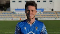 Volante de 21 anos troca São Paulo pela Espanha.