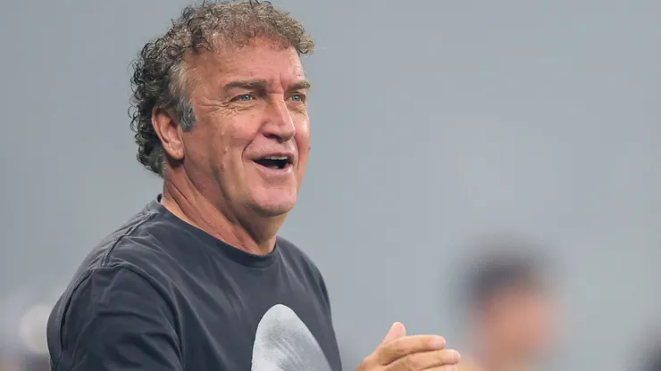 Treinador elogiou a diretoria - Foto: Gilson Lobo/AGIF.