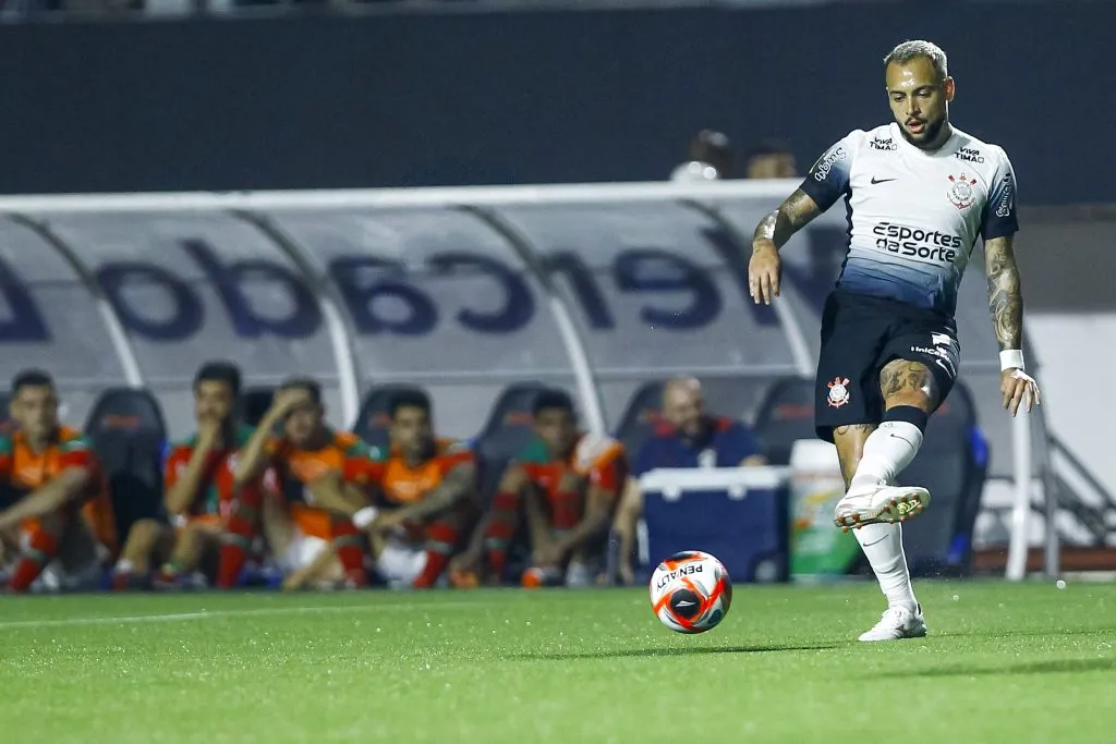 Maycon em ação diante da Portuguesa, pelo Campeonato Paulista. Foto: Marco Miatelo/AGIF
