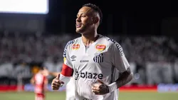 Neymar em ação pelo Santos - Foto: Abner Dourado/AGIF