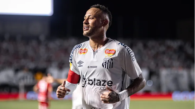 Neymar em ação pelo Santos - Foto: Abner Dourado/AGIF