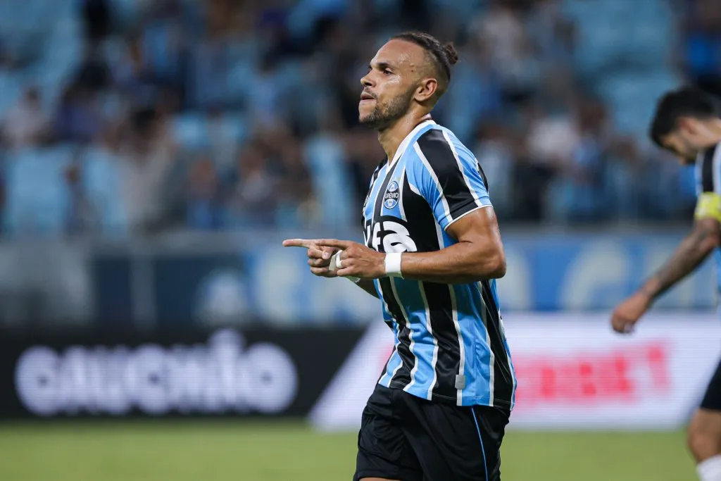 Braithwaite marcou o 1° gol do confronto. Foto: Maxi Franzoi/AGIF