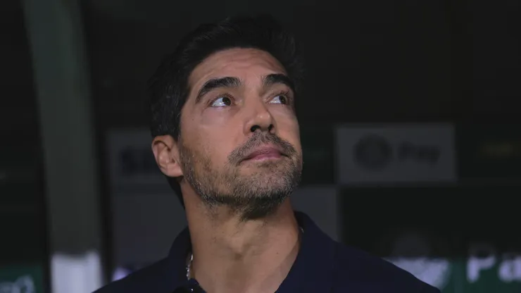 Abel Ferreira, técnico do Palmeiras, durante partida contra o Botafogo-SP no Allianz Parque pelo Campeonato Paulista 2025. Foto: Ettore Chiereguini / AGIF
