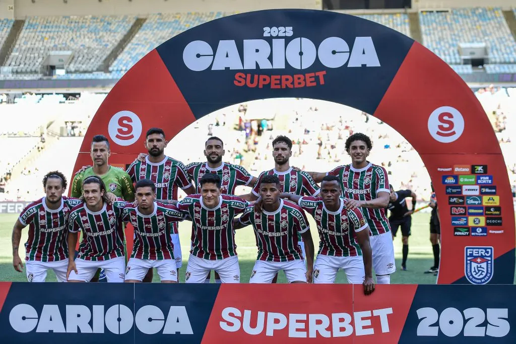 RJ – RIO DE JANEIRO – 16/02/2025 – CARIOCA 2025, FLUMINENSE X NOVA IGUACU – Jogadores do Fluminense posam para foto antes na partida contra Nova Iguacu no estadio Maracana pelo campeonato Carioca 2025. Foto: Thiago Ribeiro/AGIF