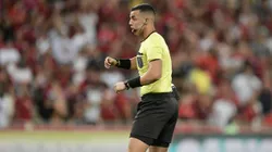 Yuri Eliano Ferreira da Cruz durante partida entre Flamengo e Maricá no Maracanã pelo Campeonato Carioca 2025. Foto: Thiago Ribeiro / AGIF