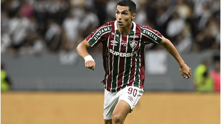 Serna jogador do Fluminense - Foto: Mateus Bonomi/AGIF