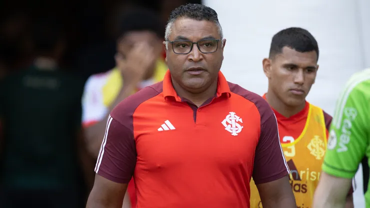 roger machado técnico do Internacional - Foto: Baggio Rodrigues/AGIF